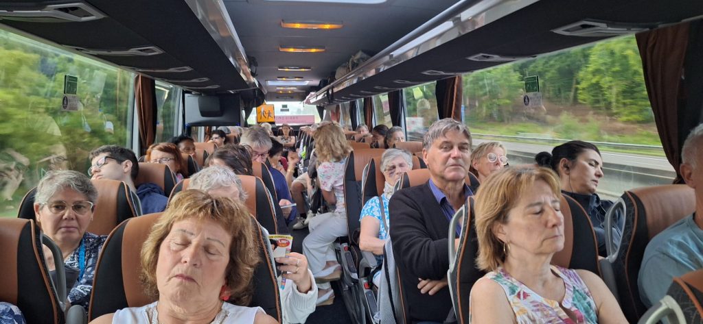 L’attribut alt de cette image est vide, son nom de fichier est WhatsApp-Image-2024-07-27-a-18.14.13_77e92479-1024x473.jpg.